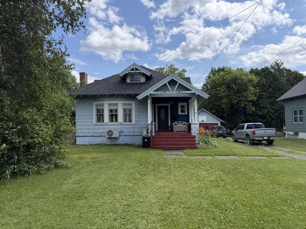 11 Vaughn Street , Caribou, ME 04736