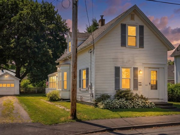 60 Willow Street , Rockland, ME 04841