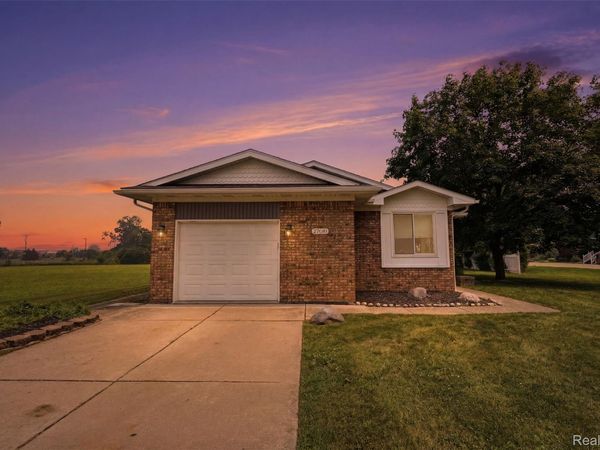 27031 Arsenal Road, Flat Rock, Mi 48134