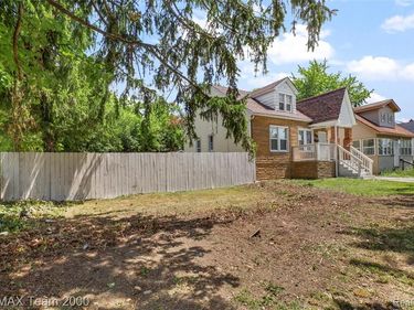 6900 Westwood Street, Detroit, Mi 48228