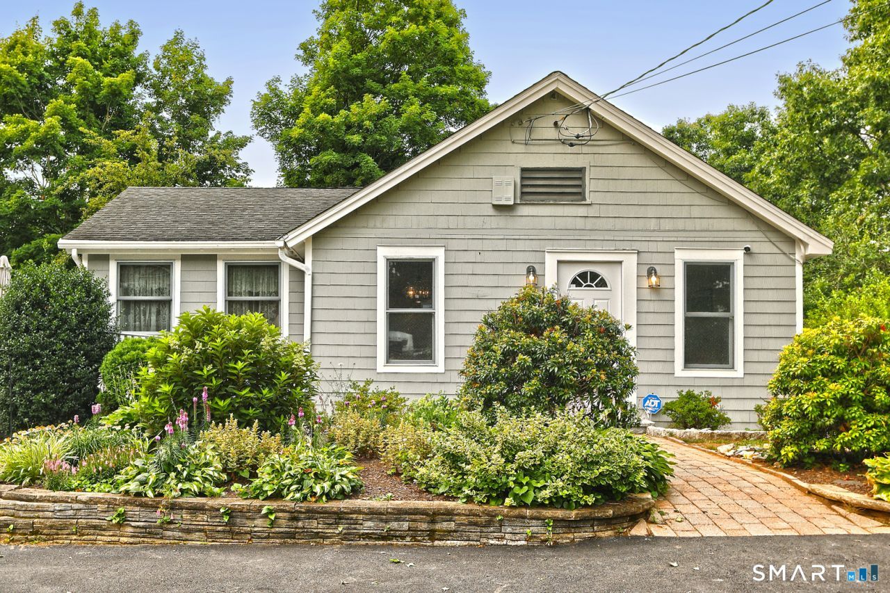 151 Pine Orchard, Branford, CT 06405 Main Photo