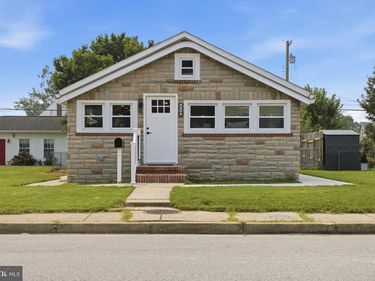 619 DORSEY , ESSEX, MD 21221