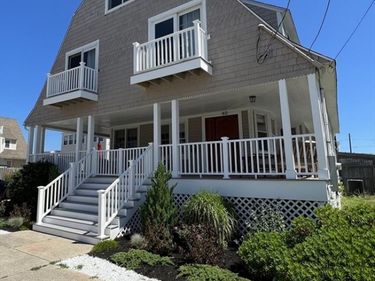 92 Manomet Avenue, Hull, MA 02045