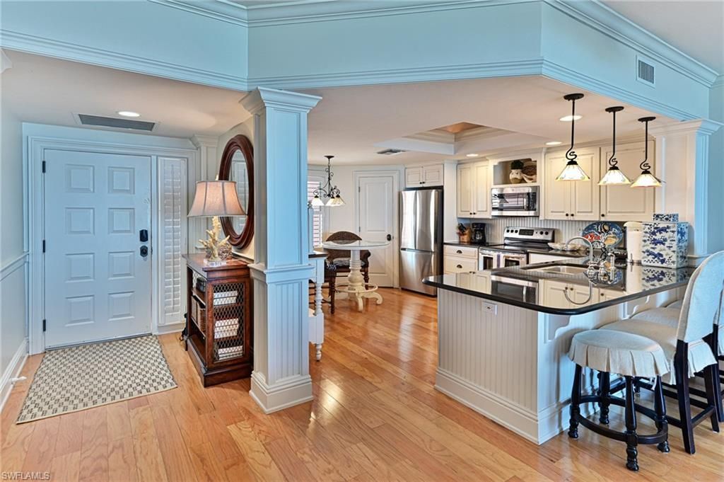 253 Barefoot Beach Blvd, Unit 304, Bonita Springs, FL 34134 Photo