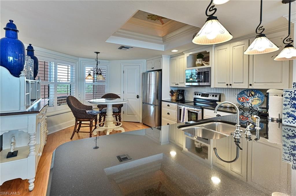 253 Barefoot Beach Blvd, Unit 304, Bonita Springs, FL 34134 Photo