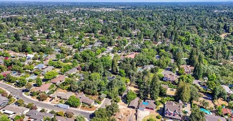 6405 Palm Dr, Carmichael, CA 95608 Photo