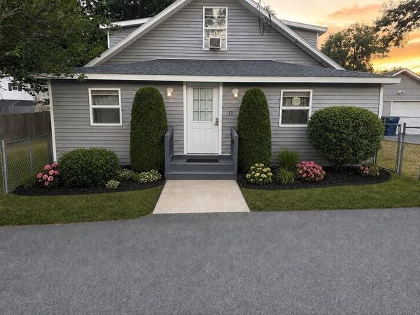 114 Bay State Rd, Tewksbury, MA 01876