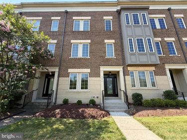 42274 PEREGRINE TERRACE, BRAMBLETON, VA 20148
