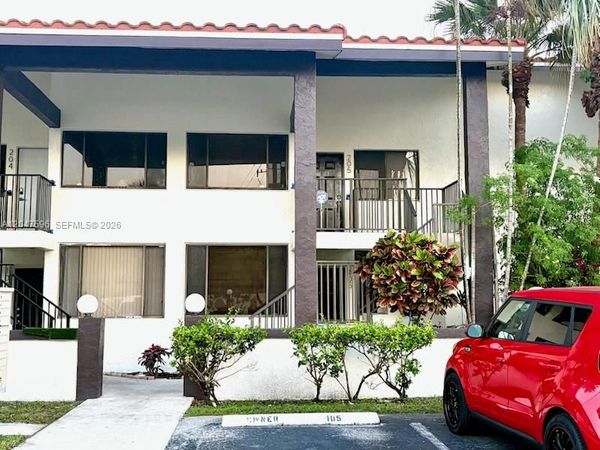 3200 NW 46th St , Unit 205, Oakland Park, FL 33309