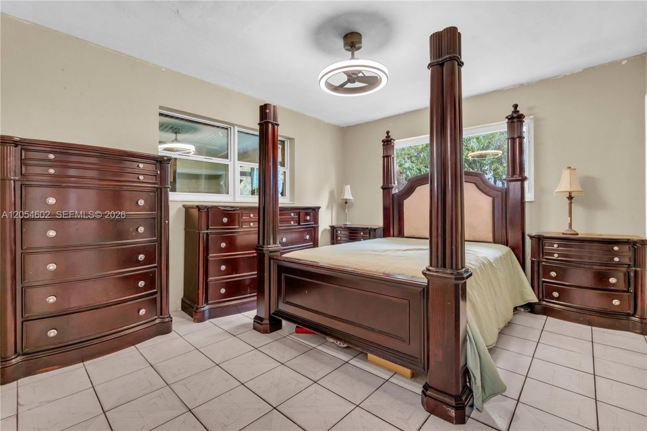 295 NW 122nd St, North Miami, FL 33168 Photo