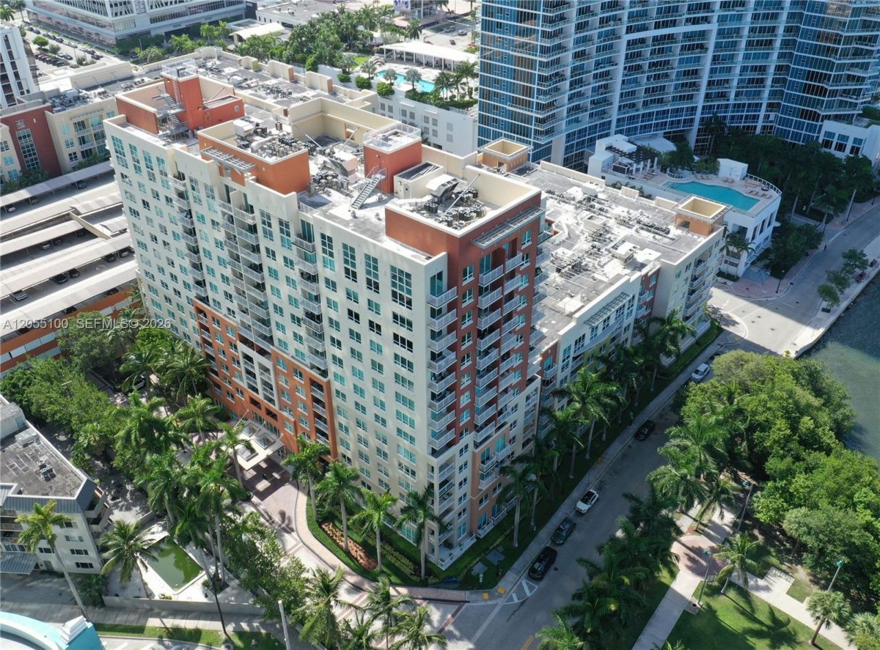 2000 N Bayshore Dr , Unit 1006, Miami, FL 33137 Photo