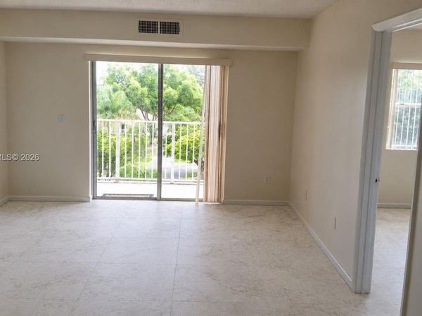 8260 SW 210th St , Unit 309, Cutler Bay, FL 33189