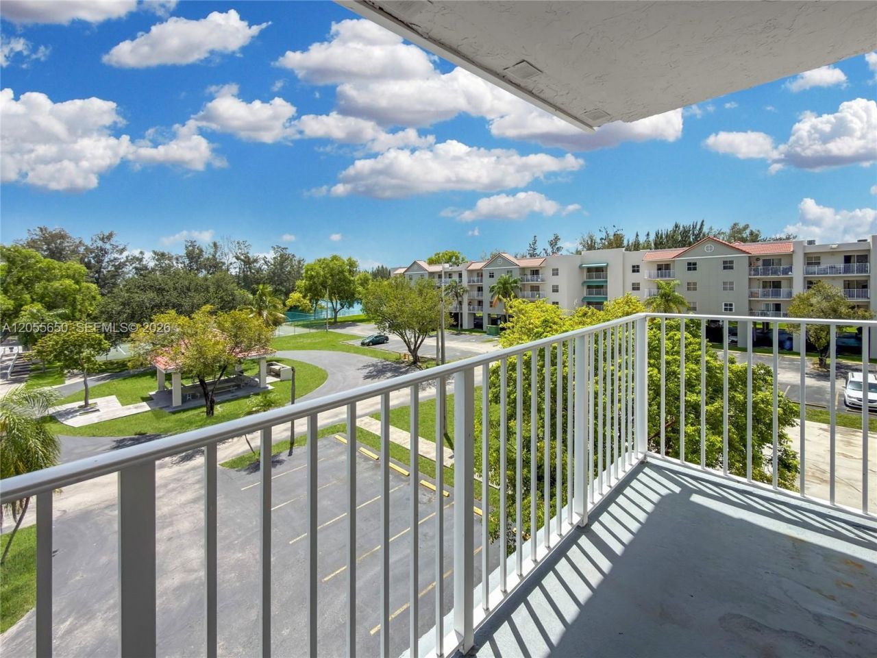8260 SW 210th St, Unit 309, Cutler Bay, FL 33189 Photo
