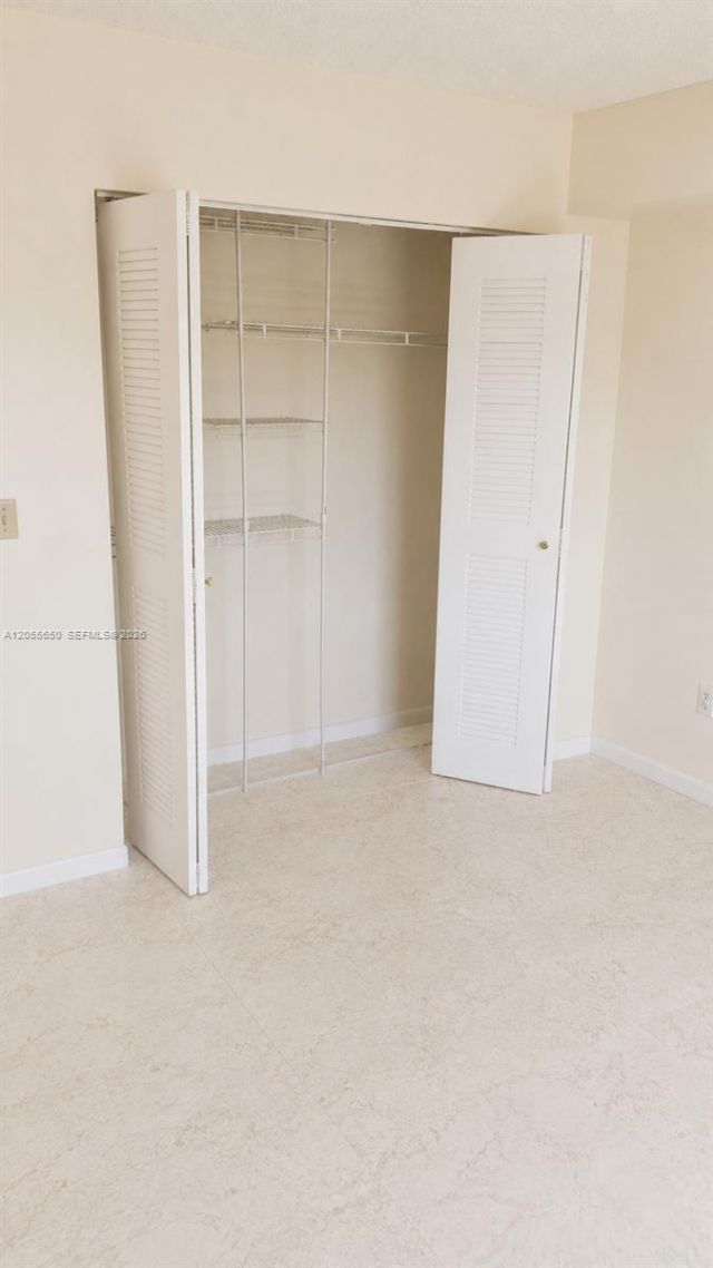8260 SW 210th St , Unit 309, Cutler Bay, FL 33189 Photo