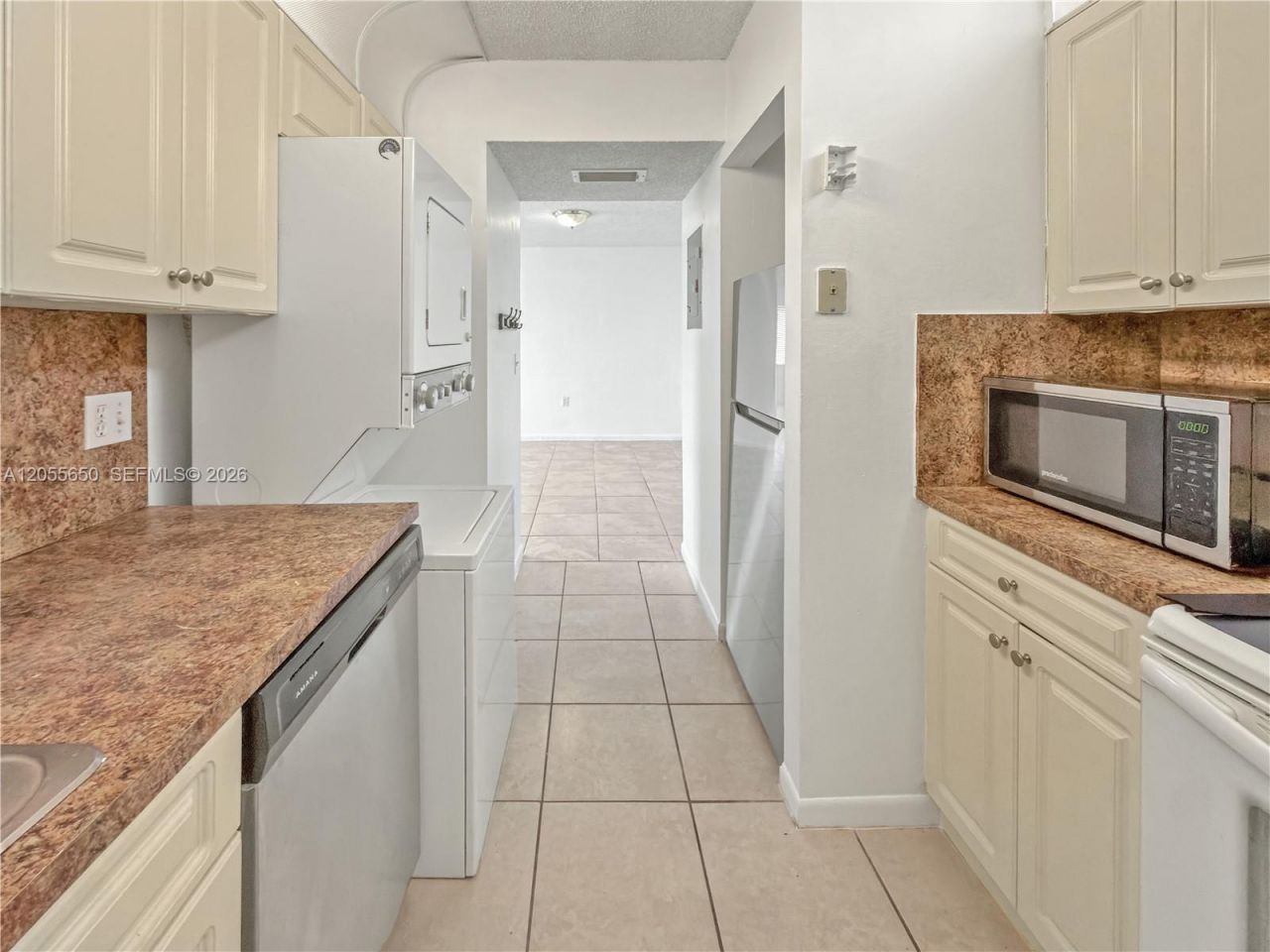 8260 SW 210th St, Unit 309, Cutler Bay, FL 33189 Photo