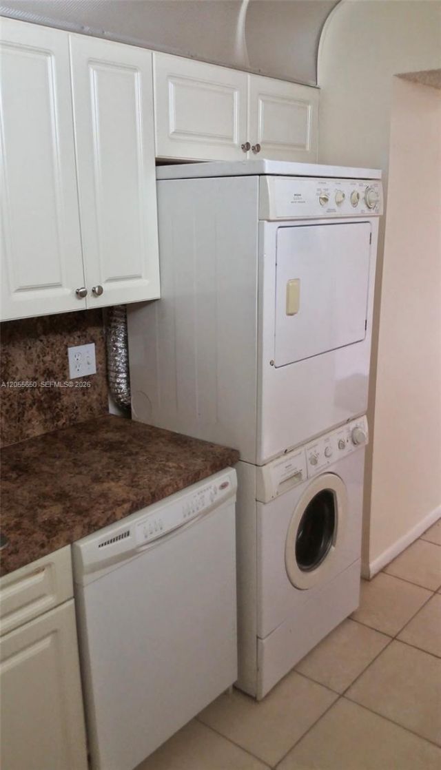 8260 SW 210th St , Unit 309, Cutler Bay, FL 33189 Photo