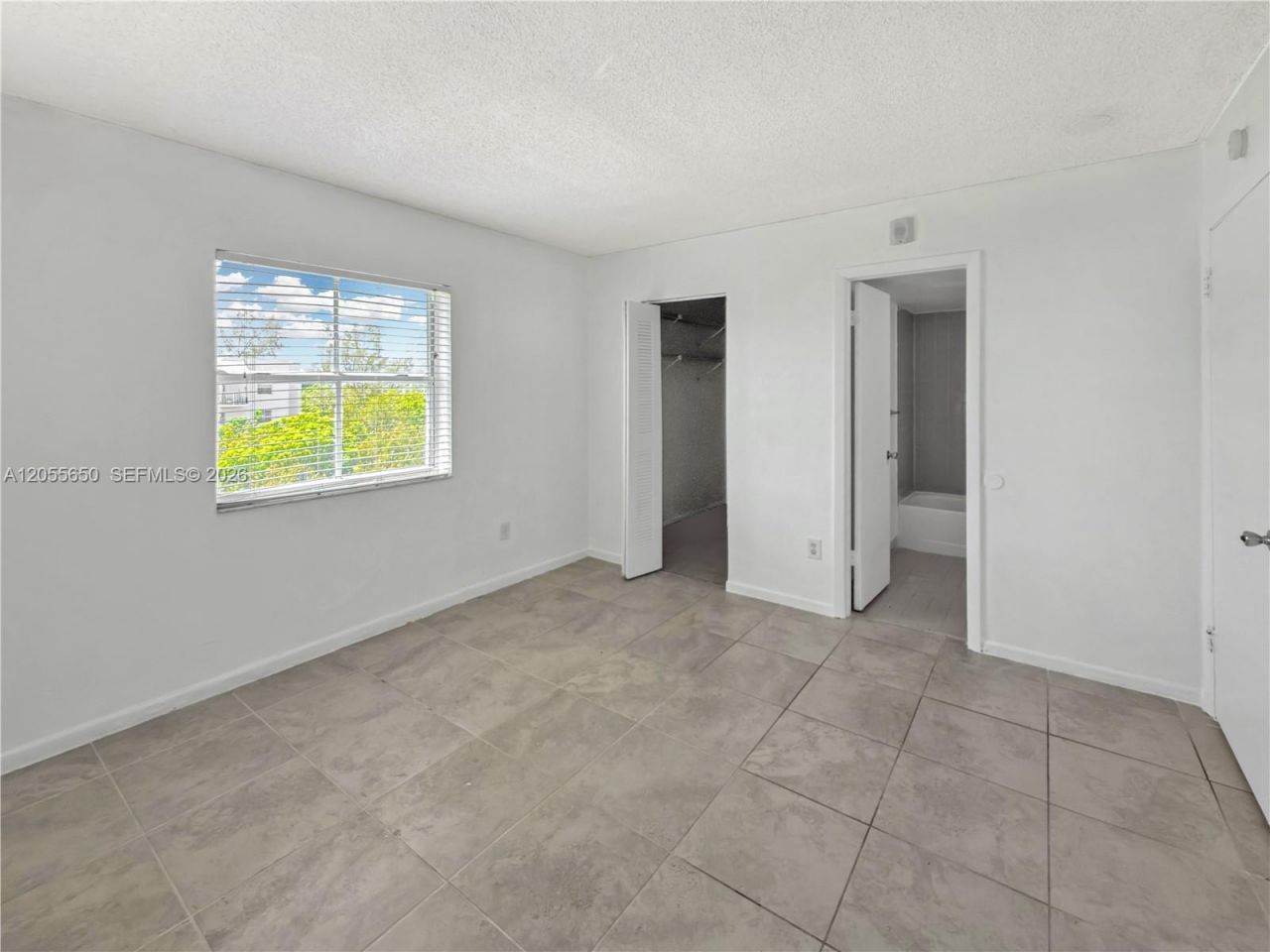 8260 SW 210th St, Unit 309, Cutler Bay, FL 33189 Photo