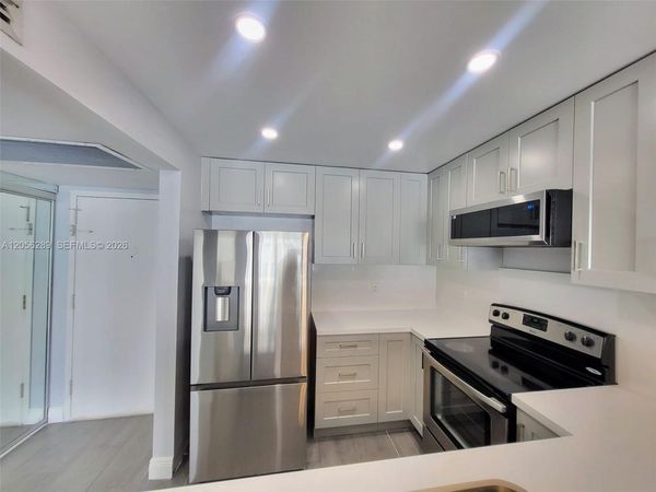 601 Three Islands Blvd , Unit 411, Hallandale Beach, FL 33009