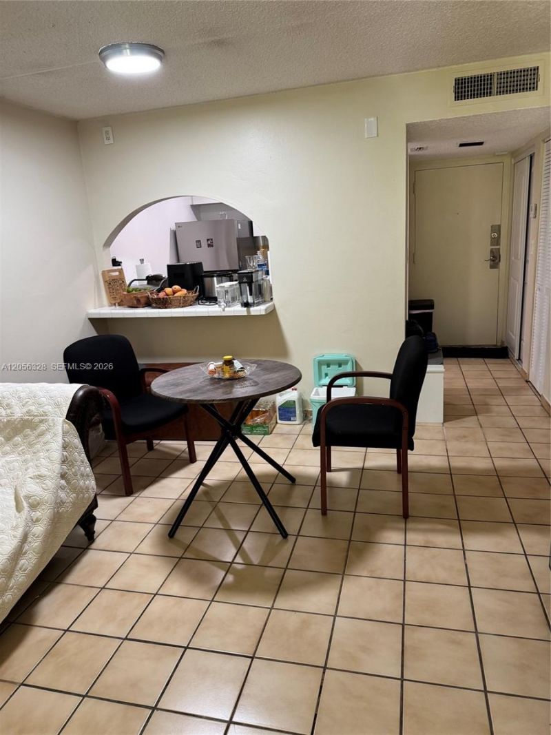 14201 N Kendall Dr , Unit 408D, Miami, FL 33186 Photo