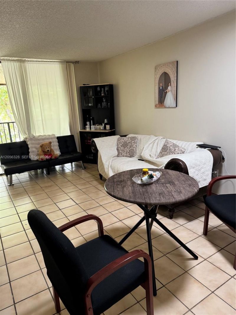 14201 N Kendall Dr , Unit 408D, Miami, FL 33186 Photo