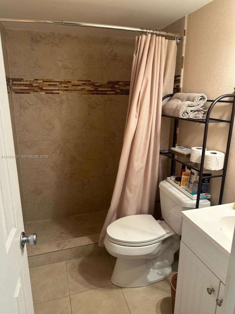 665 Enfield St , Unit B9, Boca Raton, FL 33487 Photo