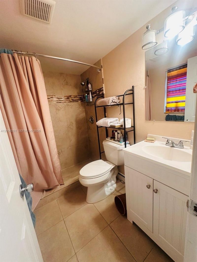 665 Enfield St , Unit B9, Boca Raton, FL 33487 Photo