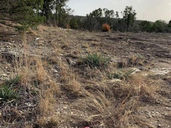 1301 ridgeview Circle, Granbury, TX 76048
