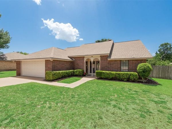 607 S 2nd Street, Midlothian, TX 76065