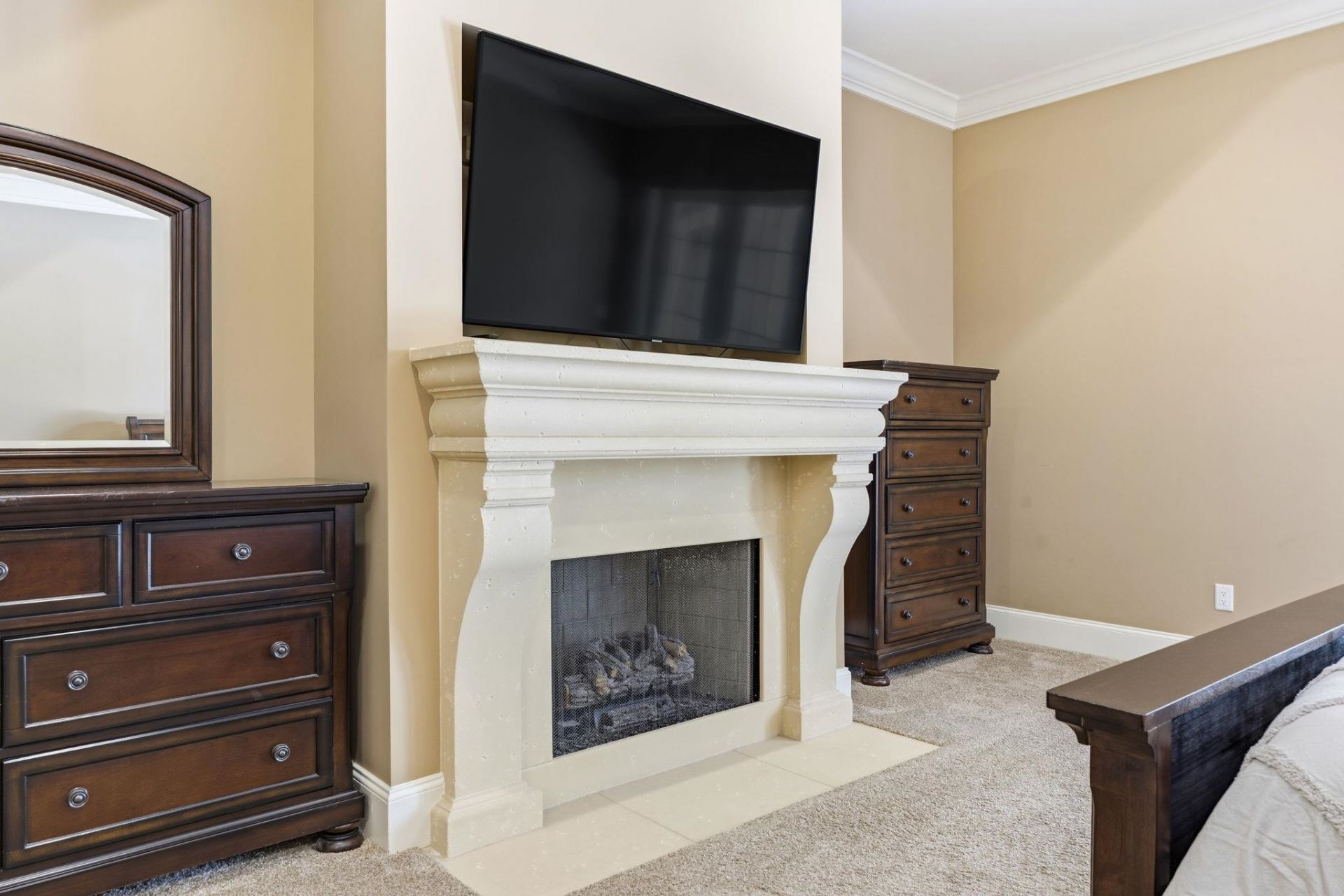 909 Bluffview Dr. Photo 23