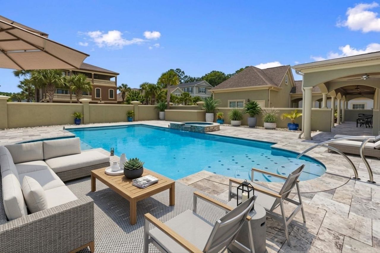 909 Bluffview Dr. Photo 4