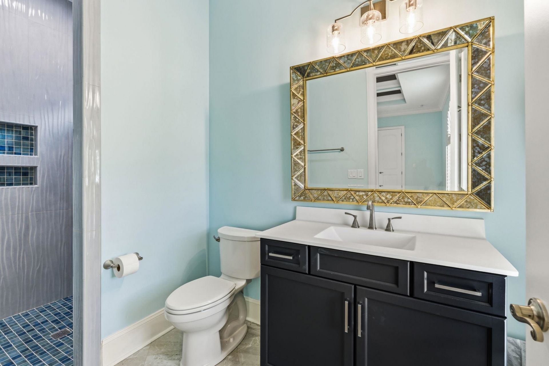909 Bluffview Dr. Photo 43