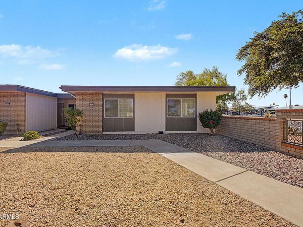 9929 W HUTTON Drive, Sun City, AZ 85351