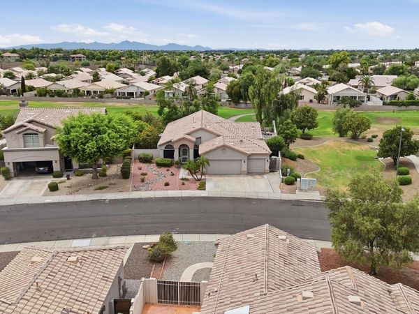 6237 W IRMA Lane, Glendale, AZ 85308