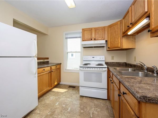 631 Hancock , Wooster, OH 44691