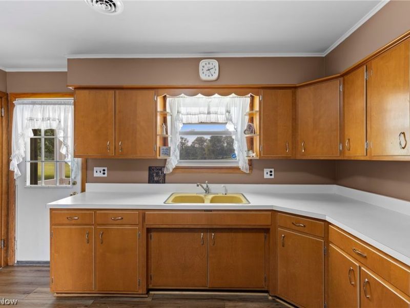 608 South Street , Hopedale, OH 43976 Photo 12