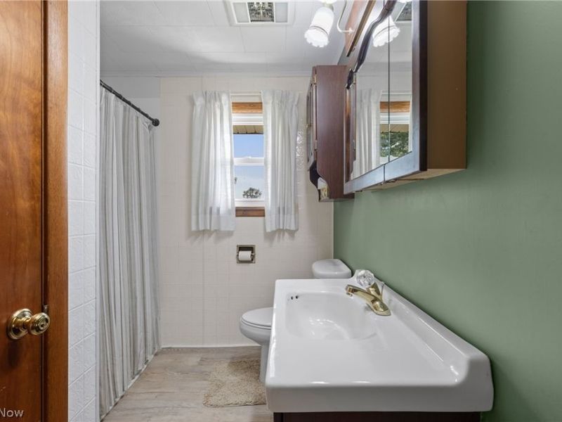 608 South Street , Hopedale, OH 43976 Photo 15