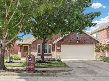 4528 Indian Rock Drive, Fort Worth, TX 76244