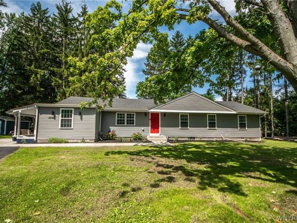 2964 Rosemarie Circle, Newfane, NY 14108