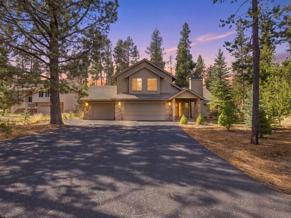 58103 Kinglet Road, Unit 33, Sunriver, OR 97707