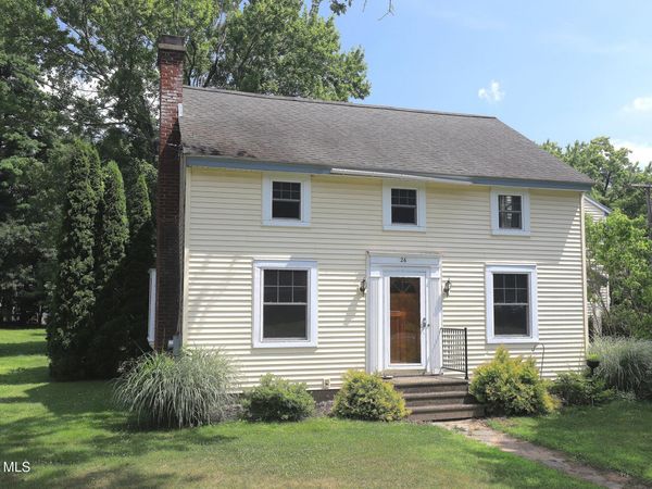 26 Gleason Road, Glenville, NY 12302