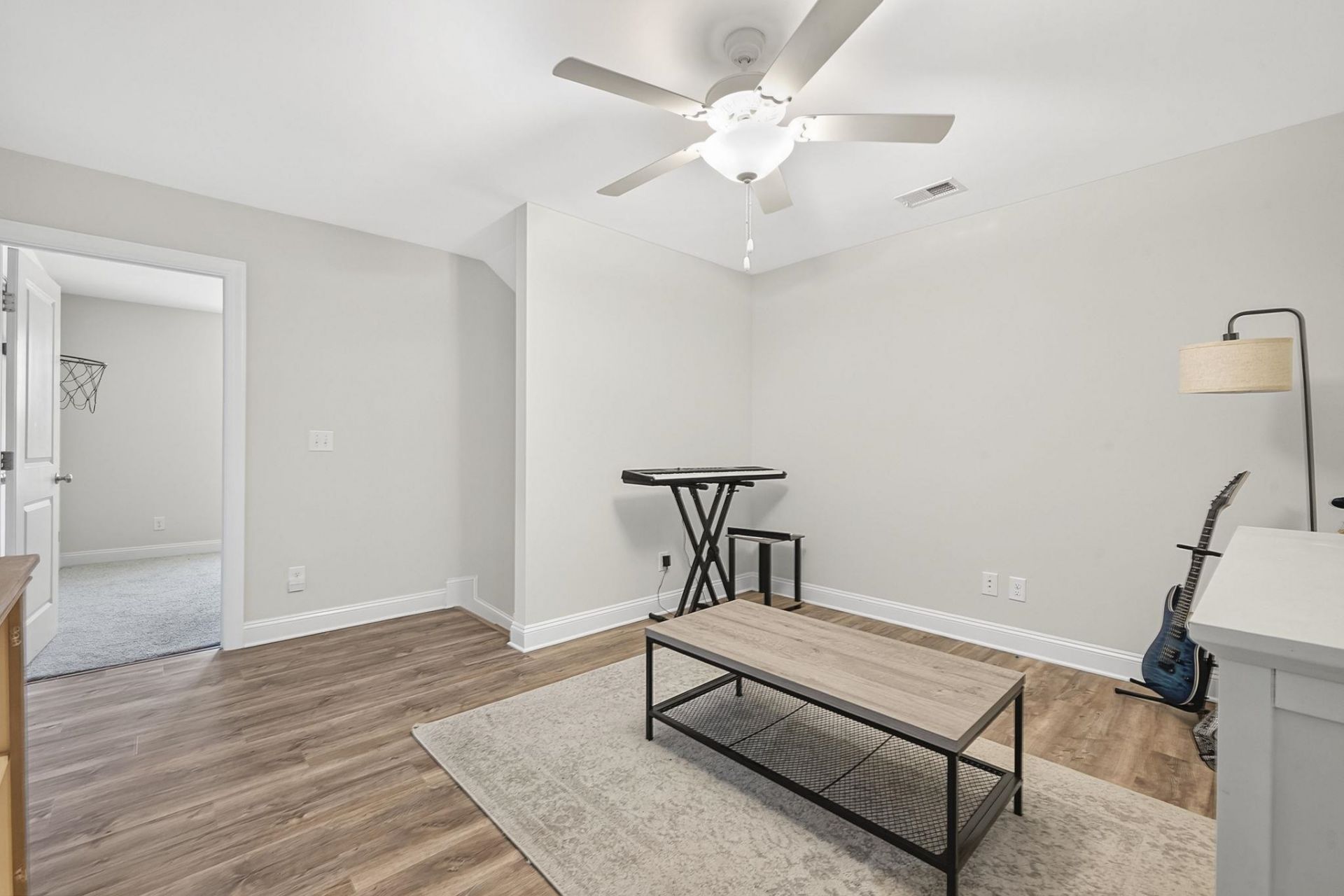 420 Retriever Ct.  Photo 32