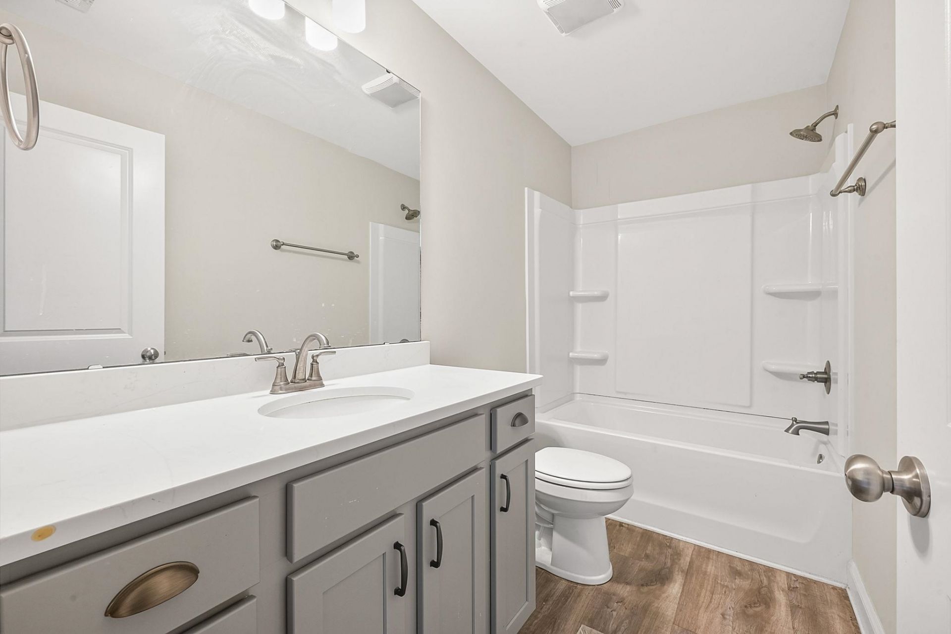 420 Retriever Ct.  Photo 34