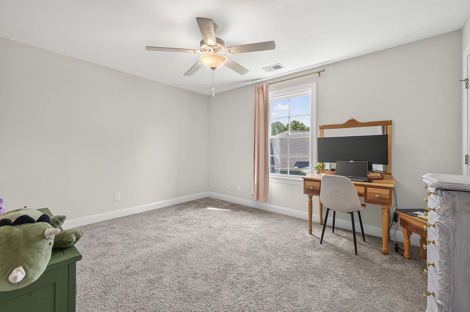 420 Retriever Ct.  Photo 36