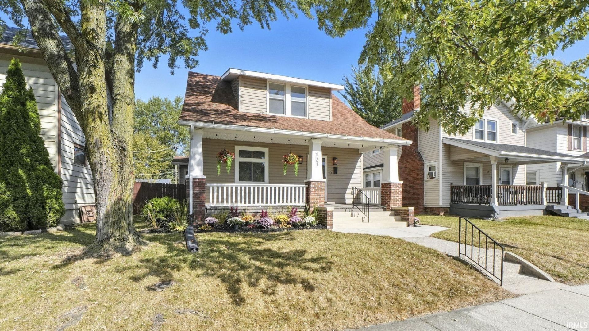 121 E Branning Avenue, Fort Wayne, IN 46808 Main Photo
