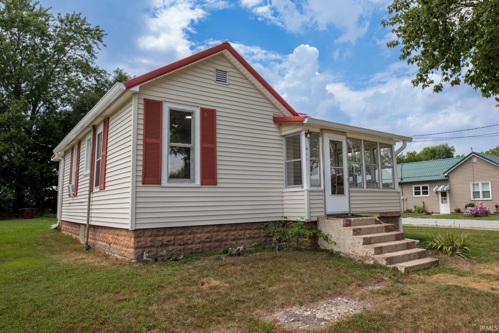 411 N Franklin Street, Mentone, IN 46539 Main Photo