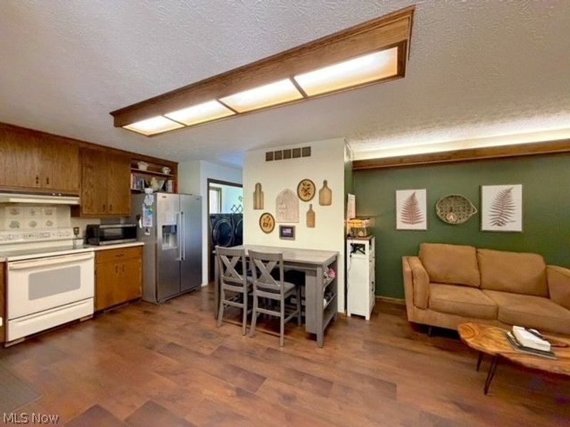 10570 Welton Road NE, Bolivar, OH 44612 Photo 6