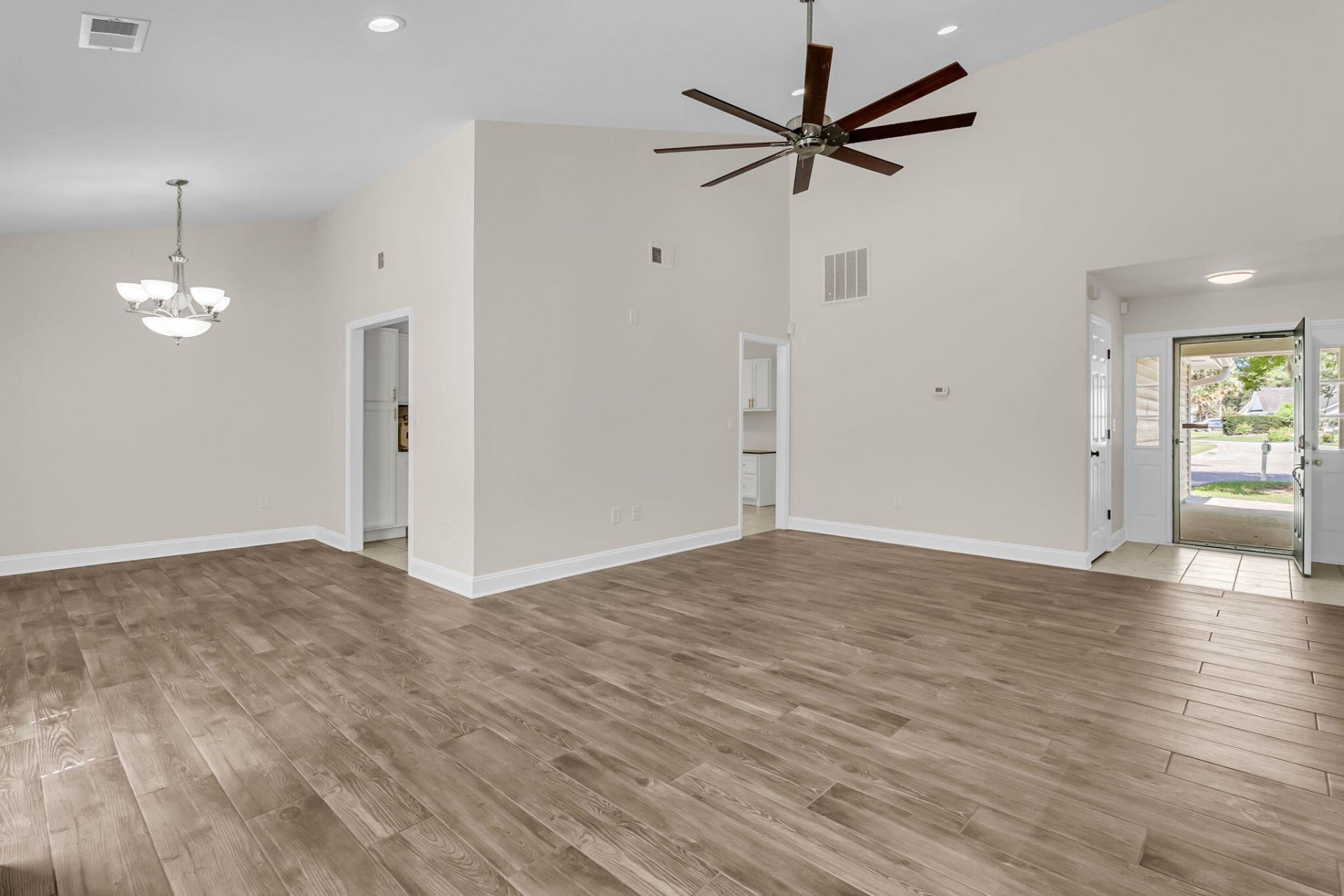 8354 Longridge Road Photo 14