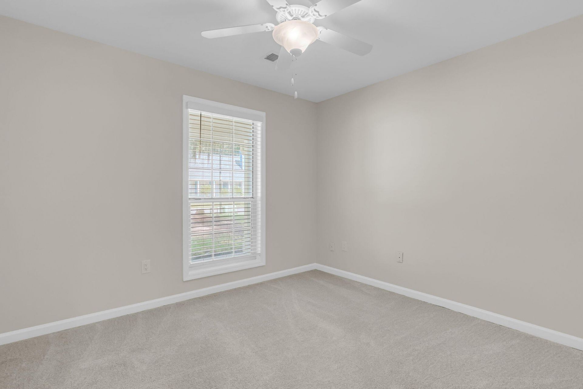 8354 Longridge Road Photo 26