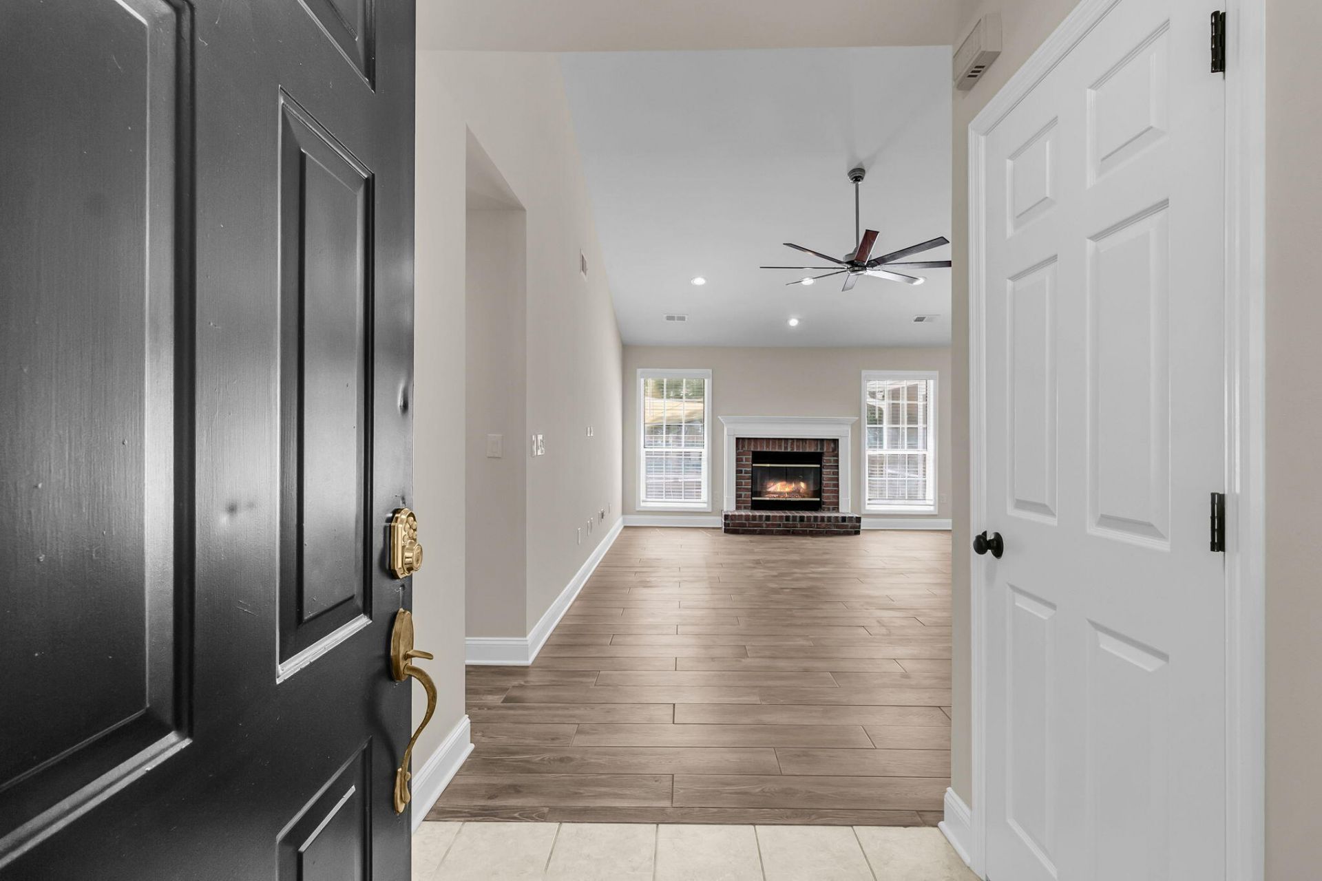8354 Longridge Road Photo 4