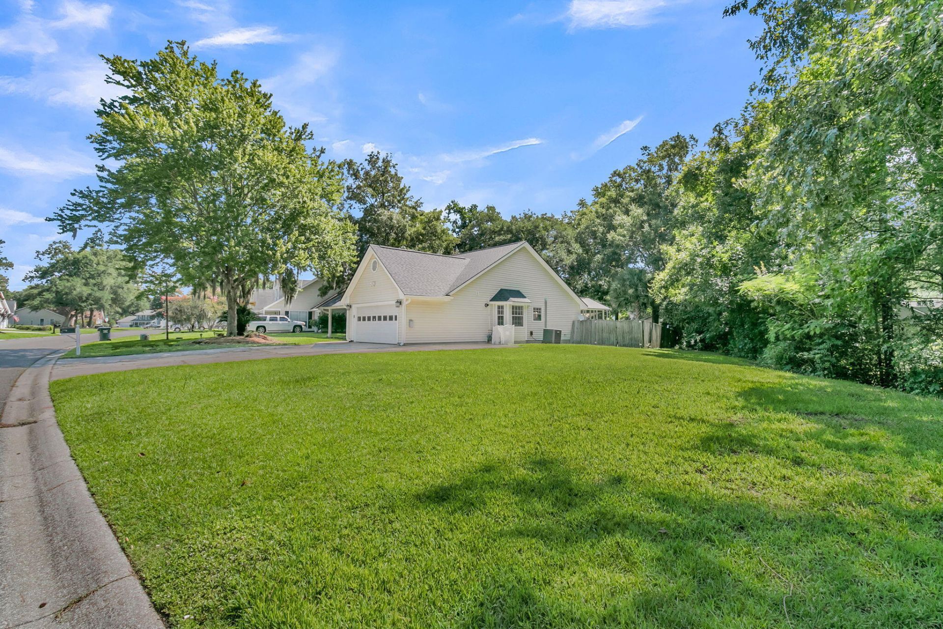 8354 Longridge Road Photo 44